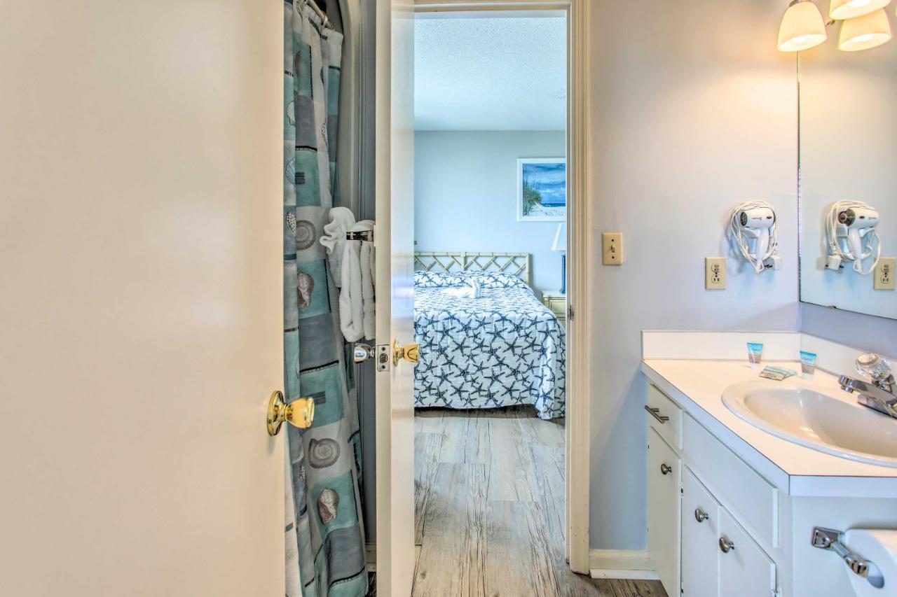 Bright Beachy Condo With Boardwalk Access And Patio! 默特尔比奇 外观 照片